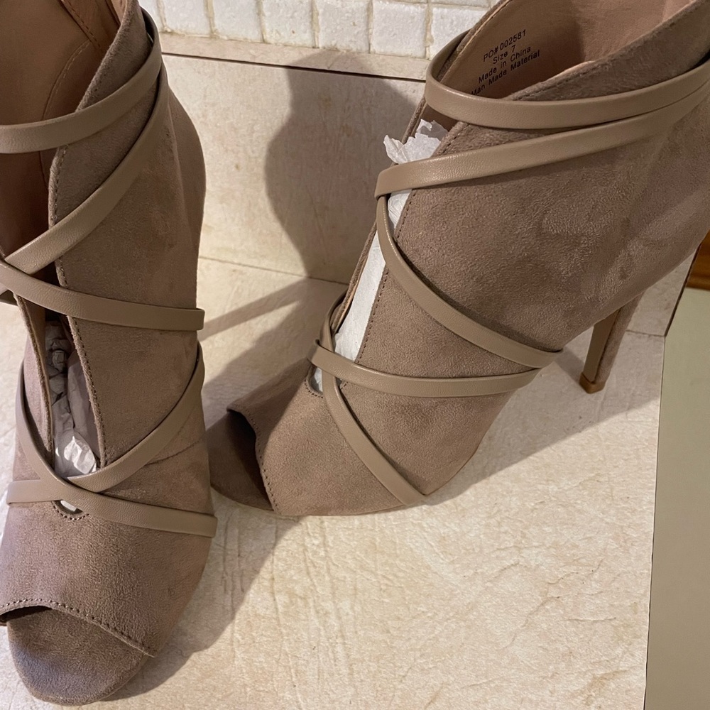 Brand new sexy shoes, size 7